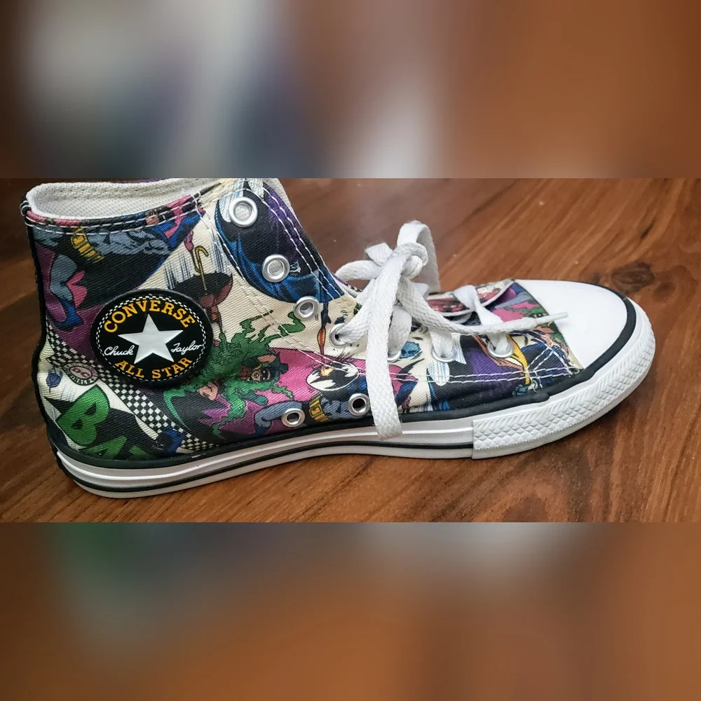 Chuck Taylor Batman Converse Youth Size 3